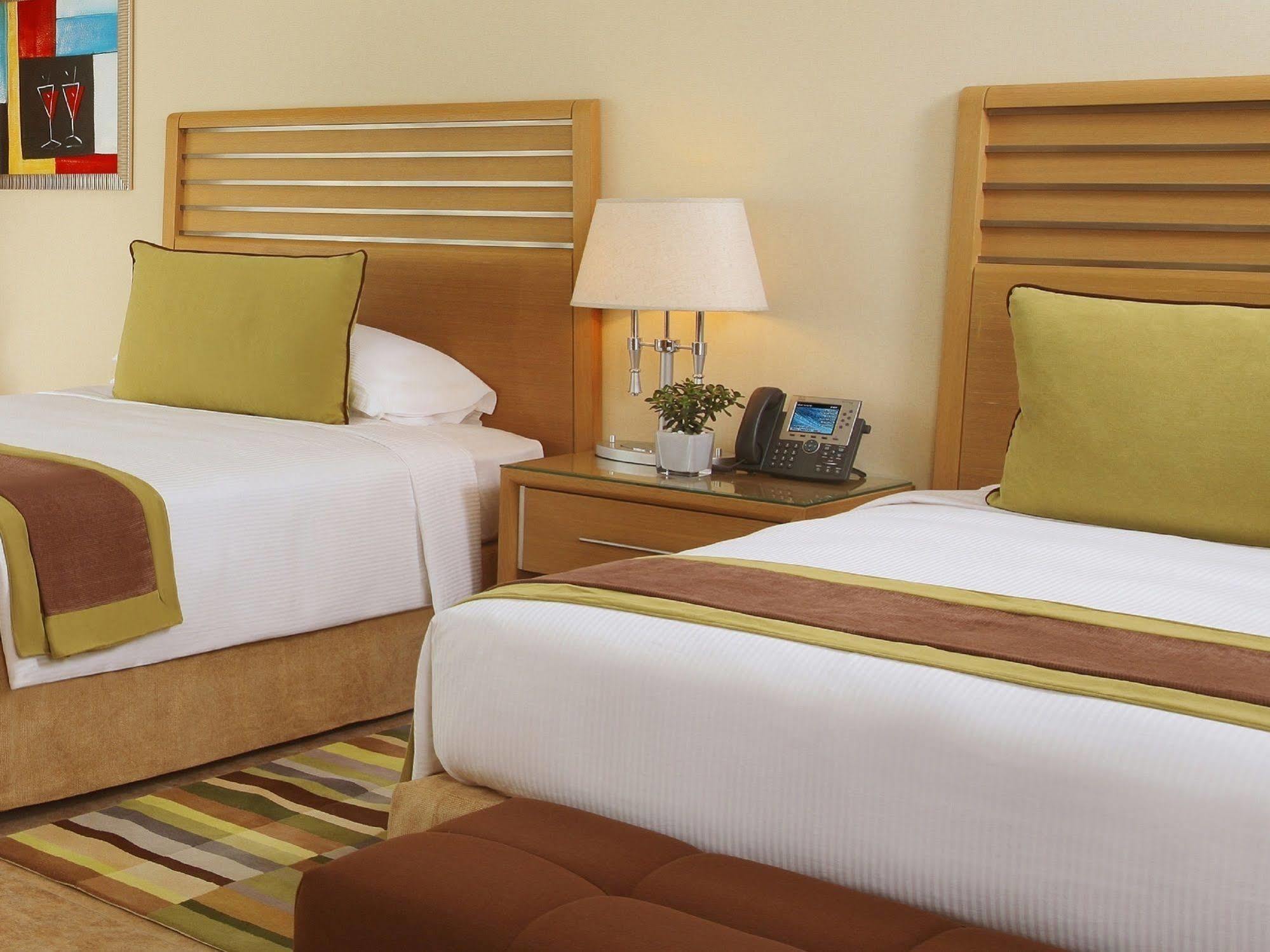 Nour Arjaan By Rotana-Fujairah Hotel Екстериор снимка
